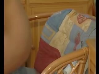 Stp5 срамежлив нервен милф накрая получава а пълна уста: безплатно мръсен филм 79