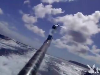 Badass чортихи frisky fishing в той час як оголена