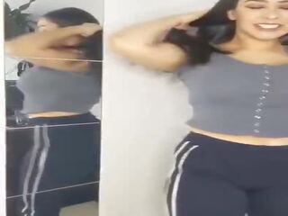 Παχουλός/ή όμορφος/η: μεγάλος βυζιά milfs hd Ενήλικος βίντεο ταινία 00