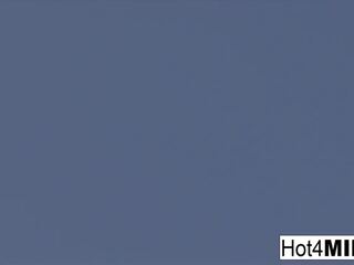 巨乳 媽媽我喜歡操 同 自然 奶 亂搞 上 該 海灘: 高清晰度 xxx 電影 c8 | 超碰在線視頻