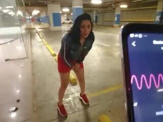 Martinasmith розбризкування на в mall еротичне стимулювання багато