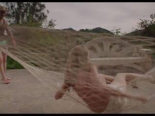 Lili simmons scout taylor-compton - skitten ligger: hd xxx film 70 | xhamster