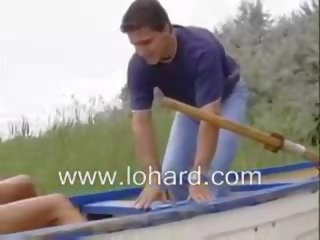 Німецька підліток на lake