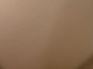 থেকে আছে একটি কলেজ educated কমনীয় তরুণ মেয়ে