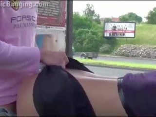 بديع شاب شاب عشيقة مع كبير الثدي جمهور highway تحول جنسى مجموعة من ثلاثة أشخاص